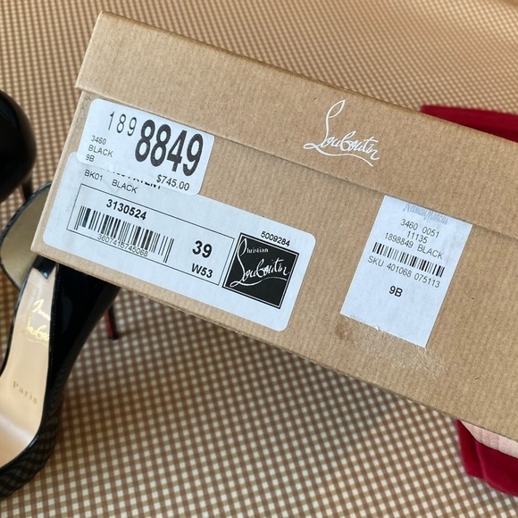 Christian Loubutine Iriza Patent Open-Side Red Sole Pumps. Size 39 - Picture 7 of 16